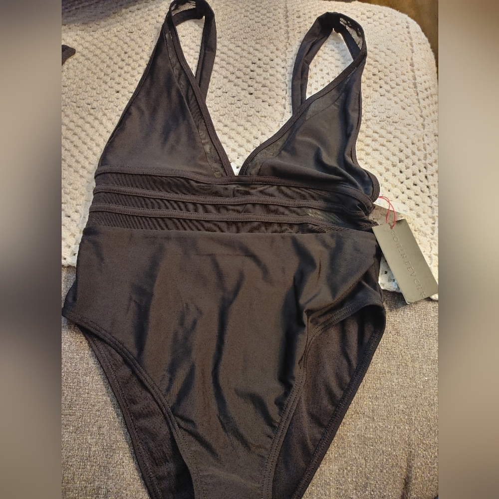 Womens bathsuit